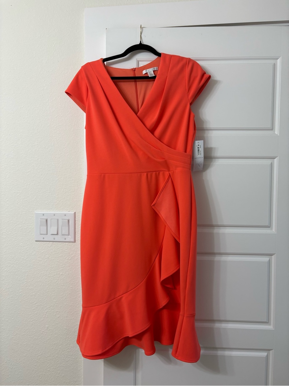 London Times Coral Wrap-Style Ruffle Midi Dress